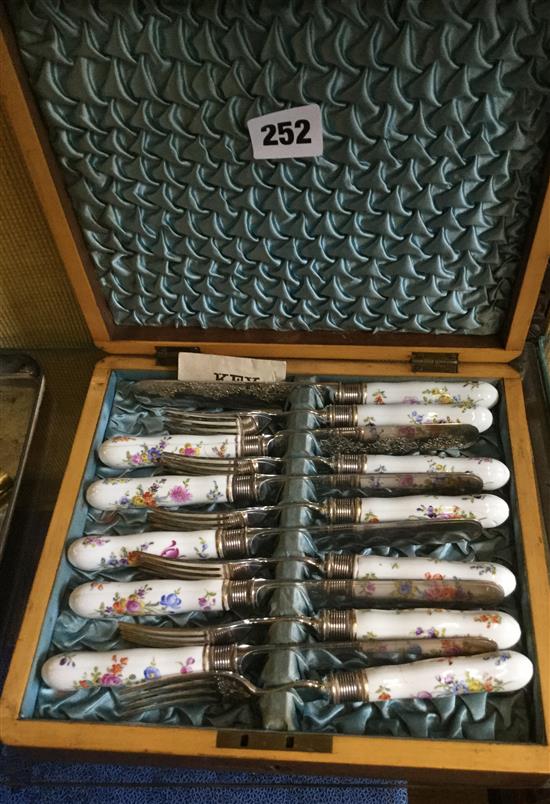 Set of cutlery in case, hand painted porcelain handles